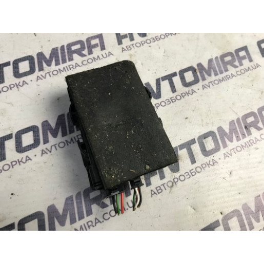  Блок управління сигналізації Fiat Punto 2009-2011 10R051151